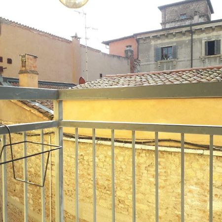 Gatto Romeo Apartments Verona Exterior photo